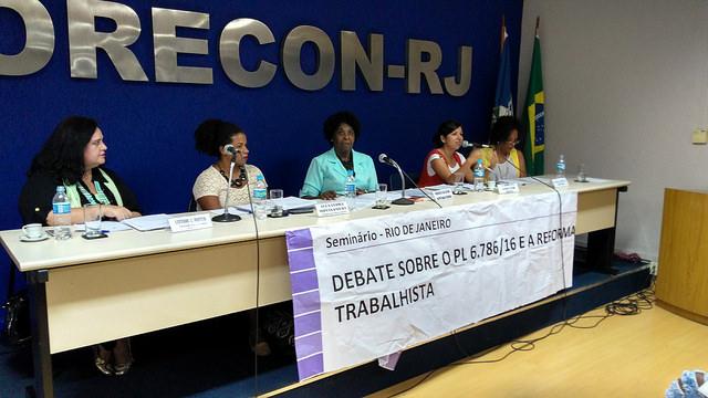  Reforma trabalhista piora situação da mulher negra no mercado de trabalho