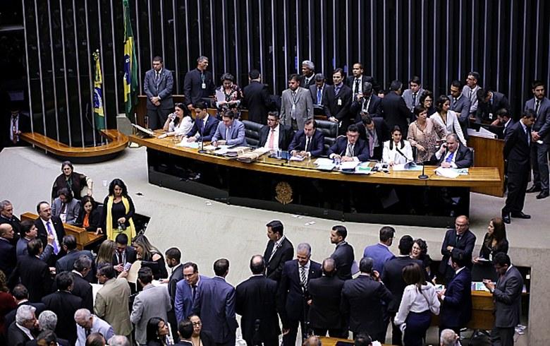  ‘Governo não tem mais margem fiscal para comprar parlamentares’