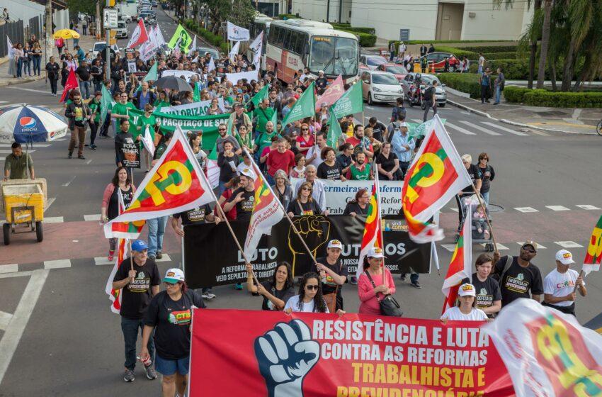  Sindicomerciários Caxias presente no Dia Nacional de Mobilização