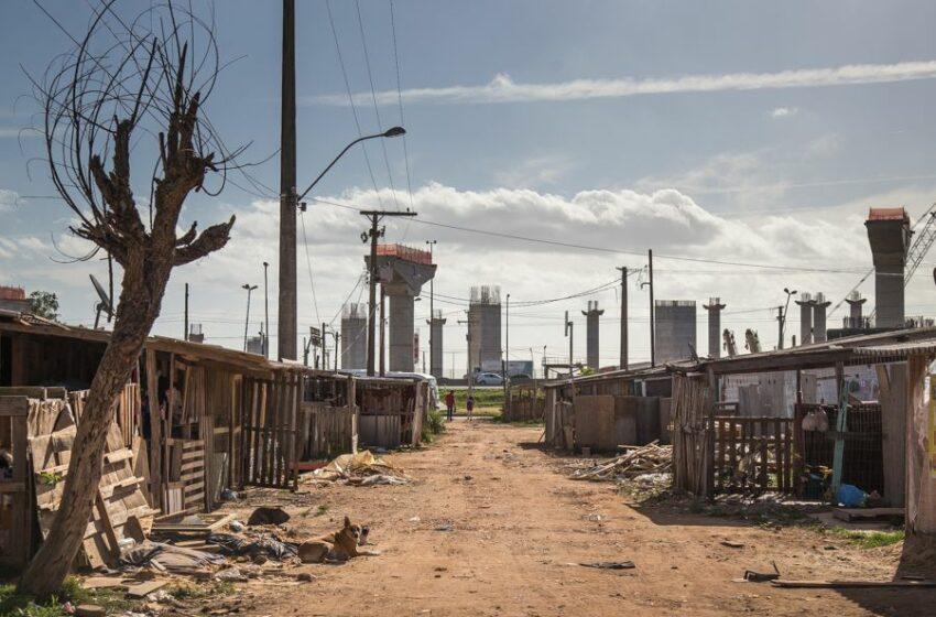  Brasil: 25% na linha de pobreza, menos trabalho formal e desemprego de jovens