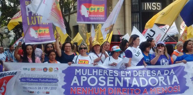 Cerco às mulheres: reforma trabalhista impõe perdas históricas à luta feminista e ao país