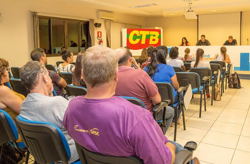  Comerciários aprovam Contribuição Sindical em assembleia﻿