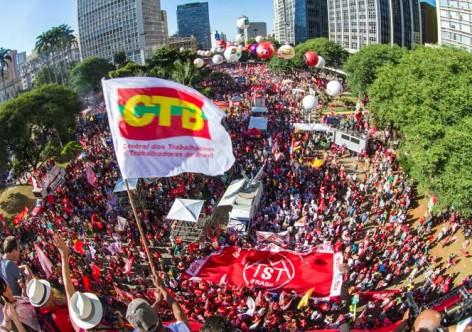  Em defesa da vida e do povo, CTB exige Vacinação Já!