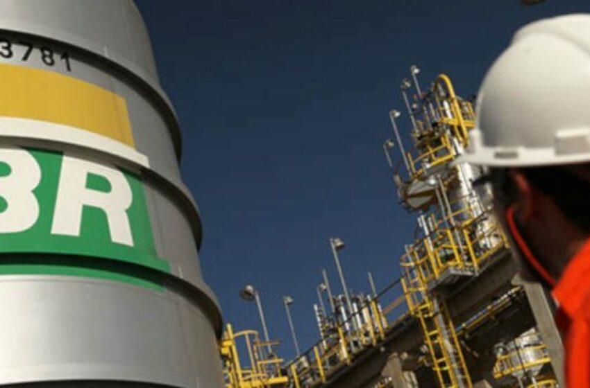  Petrobras: Não basta tirar o presidente, é preciso mudar a política, por Haroldo Lima