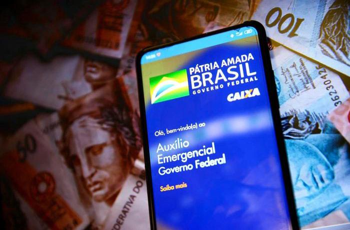  Governo reduz valor do auxílio emergencial para até R$ 150,00 e número de pessoas que vão receber. Saiba como vai funcionar