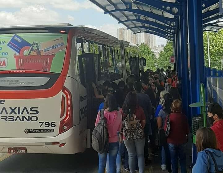  Sindicomerciários e Sindilojas querem mais horários no transporte coletivo para evitar a superlotação