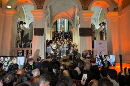 Ato em Porto Alegre reforça luta em defesa da democracia e contra golpismo