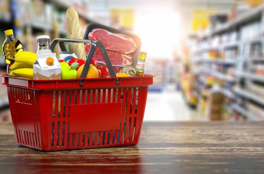  Preços de alimentos subiram duas vezes mais que inflação de 2022. Plano de saúde e gás também aumentaram