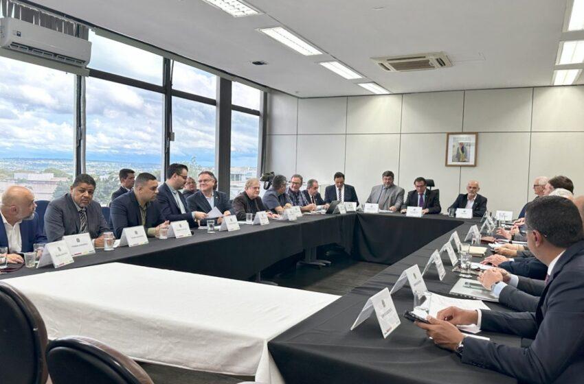  Pressão de supermercadistas gera impasse em acordo sobre trabalho aos feriados no comércio